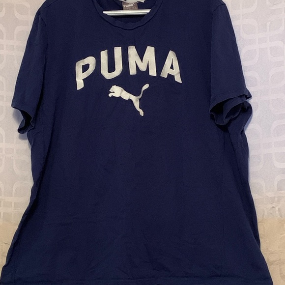 Men’s Shirts - Picture 2 of 5